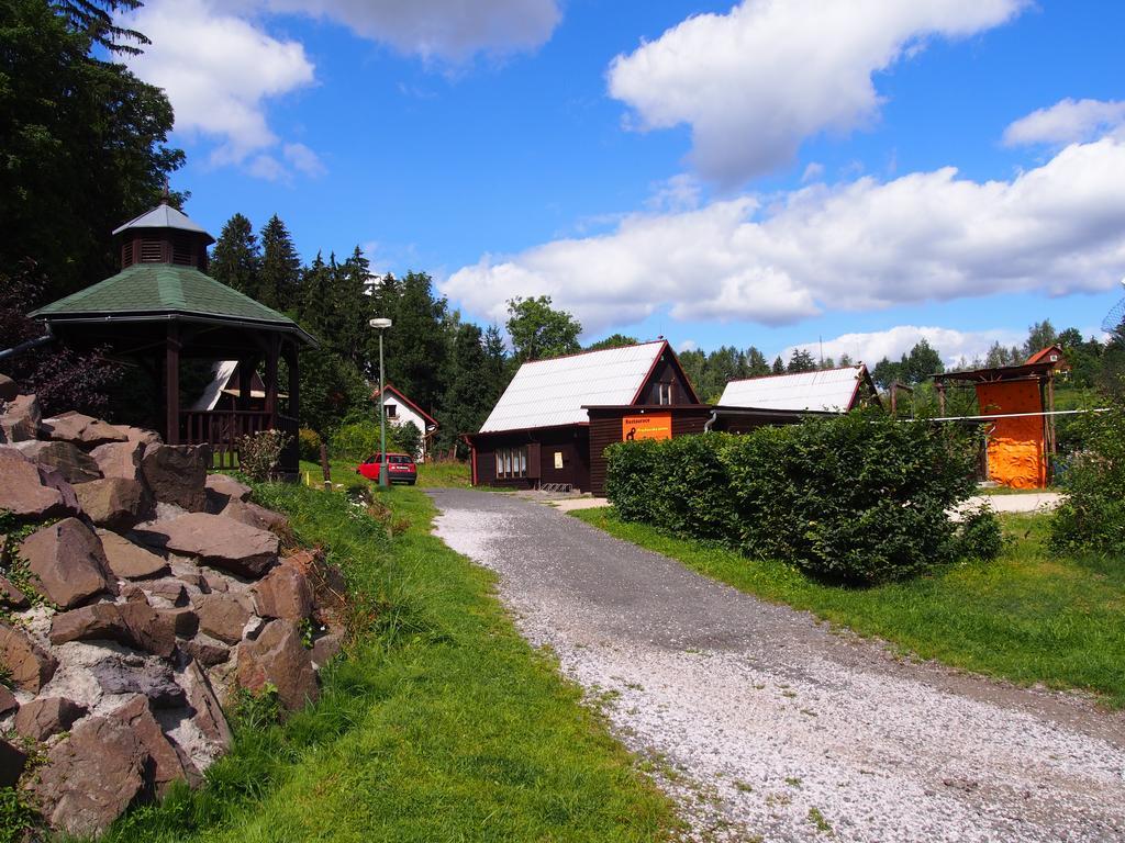 Kemp Prachovská osma Hotel Libuň Exterior foto